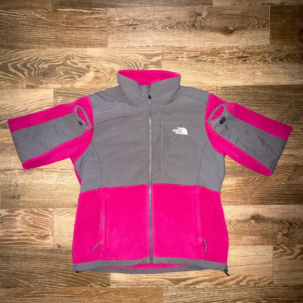 The North Face women’s zip up jacket